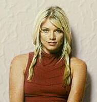 PETA WILSON as Narelle